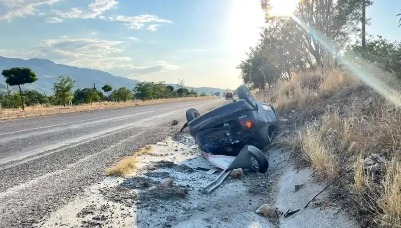 Adıyaman'da Otomobil Takla Attı: Şanslı Kurtuluş ve İncelemeler Başladı