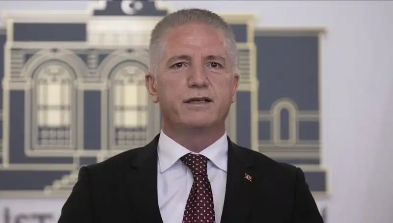 Vali Gül’den Çarpıcı Uyarı: Dolandırıcılığa Dikkat Edin, İstismarları Önleyin!