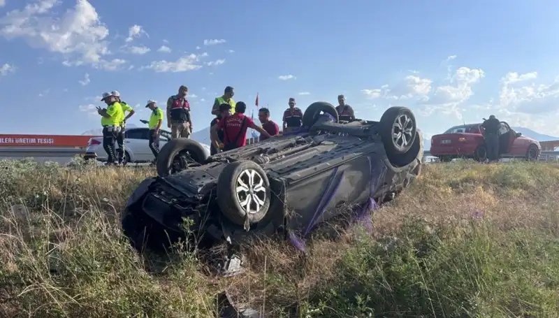 Nişan Töreni Dönüşü Faciaya Dönüştü: 1 Ölü, 4 Yaralı