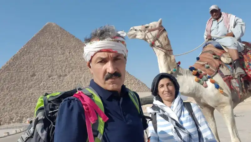 Şırnaklı Çiftin 16 Yılda 40 Ülke Gezme Hikayesi