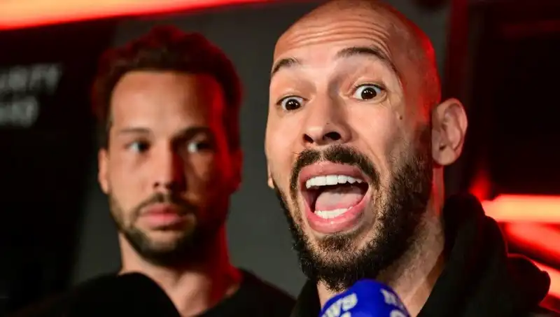 Cinsel İstismar Suçlusu Influencer Romanya'ya Döndü: Toplumu Sarsan Açıklamalar!