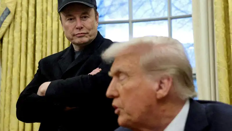 Elon Musk, Trump Kabinesinden Ayrıldı: Gelecek Ne Olacak?