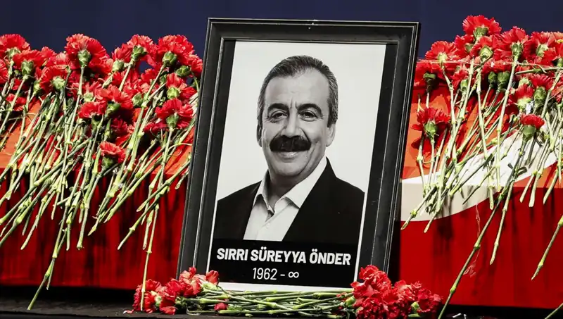 Meclis’te Sırrı Süreyya Önder Anması: Hatıralar ve Değerler Yeniden Canlandı