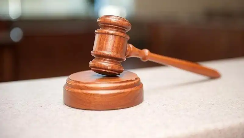 Evde Uyuşturucu Satışı: 8 Yıl 4 Ay Hapis Cezası Verildi