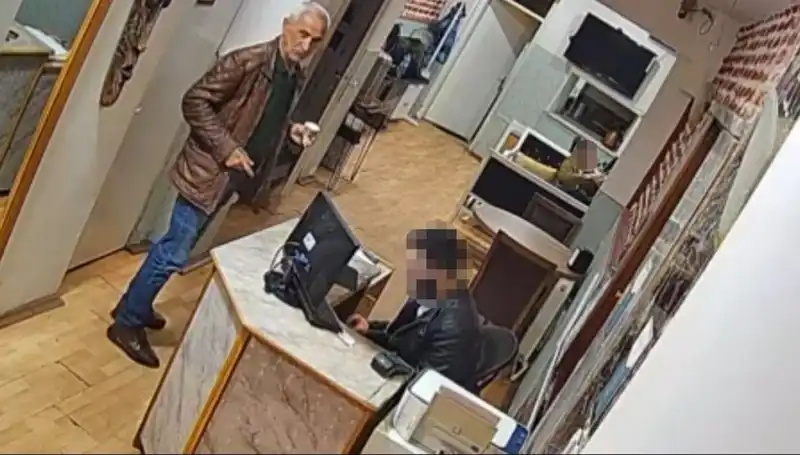 Özgür Özel'e Saldıran Selçuk Tengioğlu'nun Son Görüntüleri Sosyal Medyayı Salladı