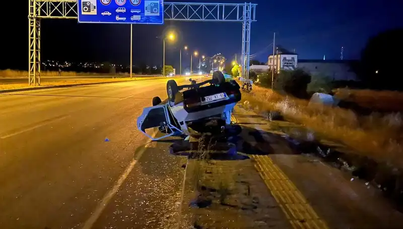 TIR’ın Hızlı Manevrası Sonucu Otomobil Takla Attı: Tek Yaralı
