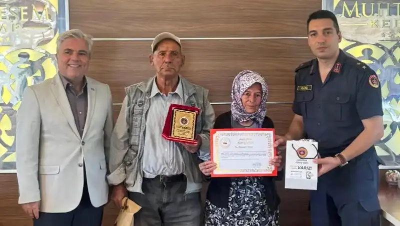 Hayatlarını Değiştiren Karar: Tek Eviyle Jandarmaya Bağış Yapan Aile