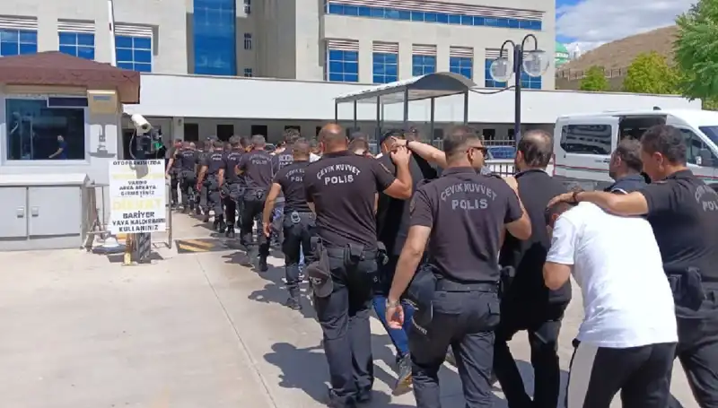 Ankara'da Tehditkar Haraç Çetesi Operasyonu: Avukatların Bağlantısı Ne?