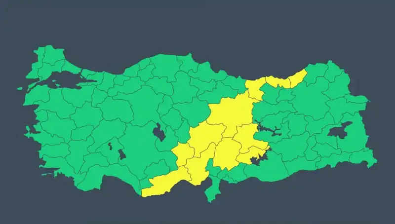 11 İlde Sağanak Yağış ve Fırtına Alarmı: Beklenen Şiddetli Hava Olayı