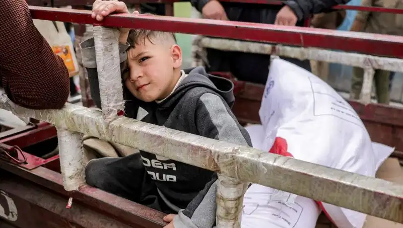 Gazze'de Un İhtiyacında Kriz: Fırınlar Kapanıyor, İnsani Dram Derinleşiyor