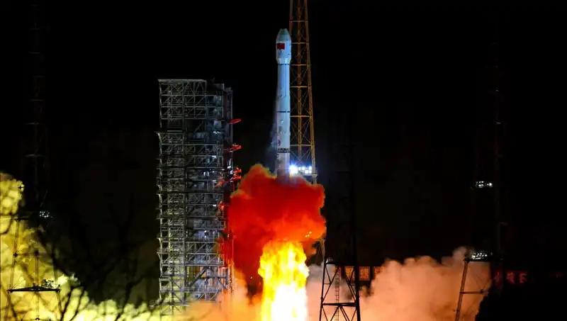 Çin'in Tienvın-2 Uzay Aracı: Yeni Bir Asteroid Keşfi İçin Yolculuğa Çıktı