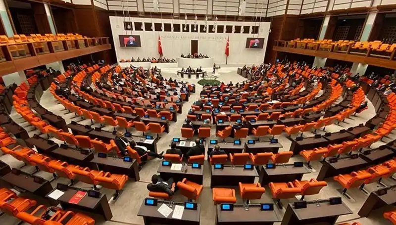 Emekli İkramiyelerinde Büyük Artış: TBMM'den 4 Bin TL Teklifi!