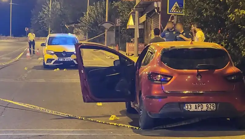 Otomobillerden Kurşun Yağdıran Saldırı: 2 Ölü, 5 Yaralı