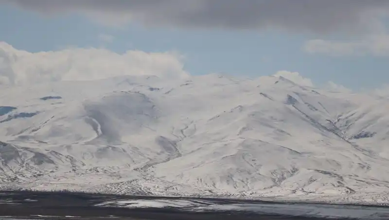 Türkiye'nin Dört İlinde Kar Yağışı ve Soğuk Hava Alarmı!