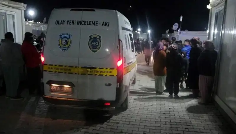 Husumet Dolu Bir Gece: Kavga ve Kan