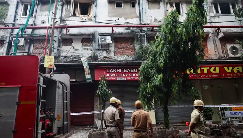 Hindistan'daki Otel Yangını: 15 Can Alan Kaza Detayları ve Sebepleri