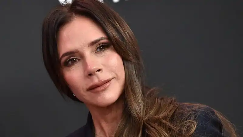 Victoria Beckham'ın Gençlik Sırrı: Günde 3-4 Adet Tüketerek Genç Kalıyor