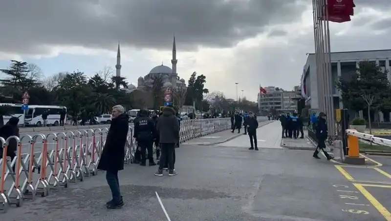 İstanbul'da 22 Mart'ta Hangi Yollar Kapalı? Ulaşım Alternatifleriyle Sizi Bekliyor!