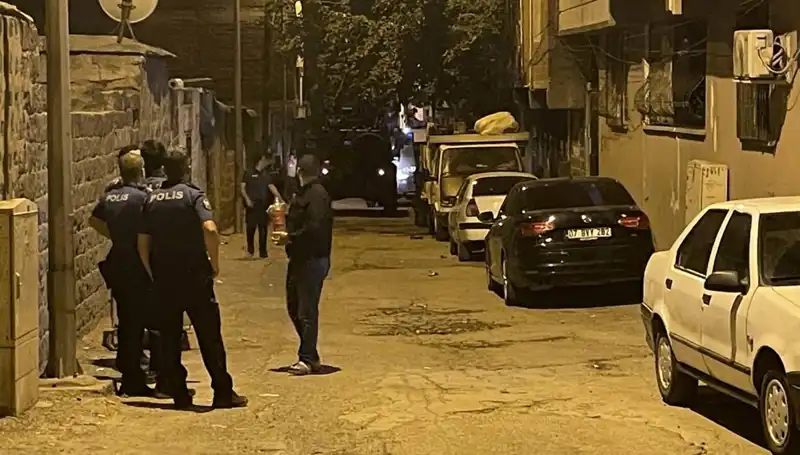 Polise Ateş Açan Şahıs, Bacaklarından Vurularak Yakalandı