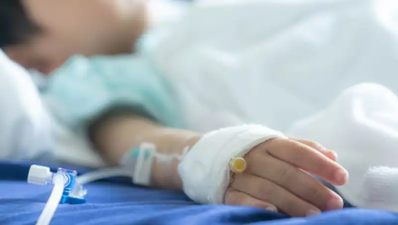 Mıknatıs Yutan 7 Yaşındaki Çocuk, Ölümden Döndü: Ailelerin Dikkatine!